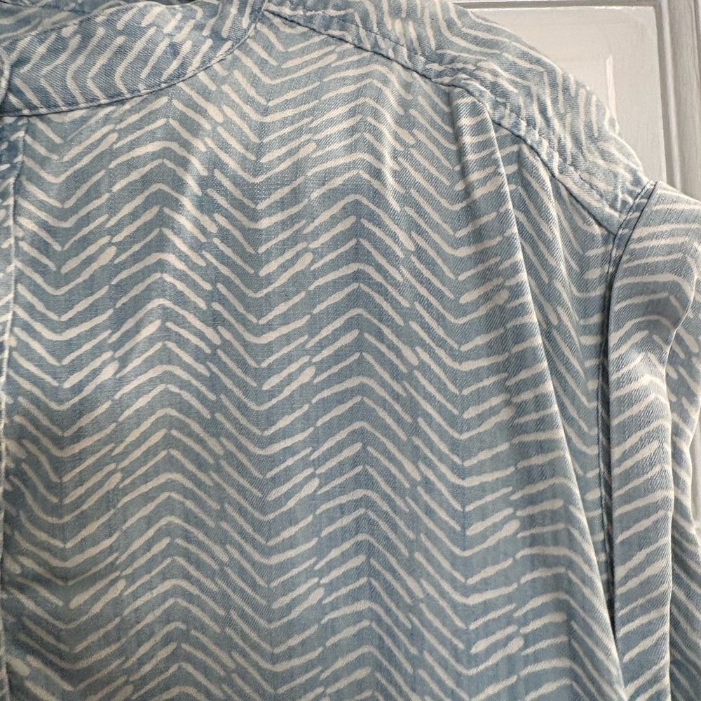 Vineyard Vines‎ Blue and White Zigzag Dress size 2 - Picture 4 of 12